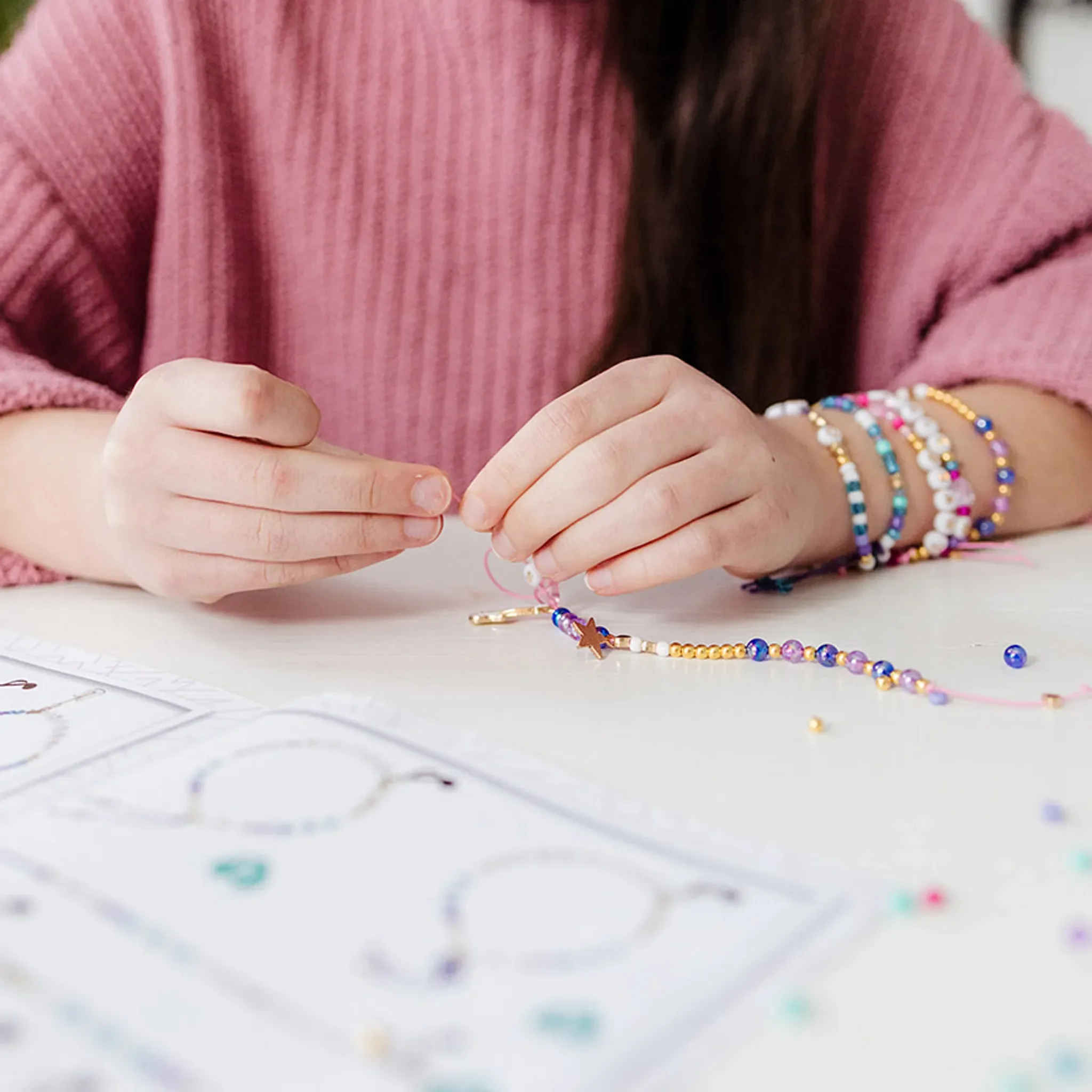 Design & Shine – Bastelset Glitzerarmbänder